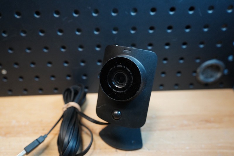 (C) SimpliSafe SSCM1 Network Security Camera w/ Power Cable Tested Working gallery