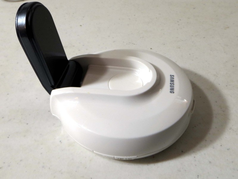 Samsung SmartCam WiFi Video Baby Monitor Model SNH-1010N gallery