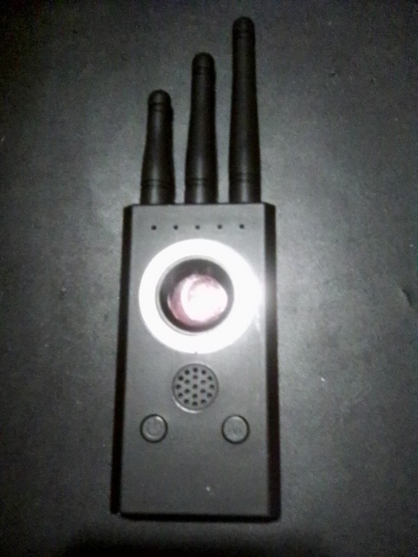 Pro Hidden Camera Detector Anti-Spy Bug Finder GPS Tracker RF Wireless Scanner gallery