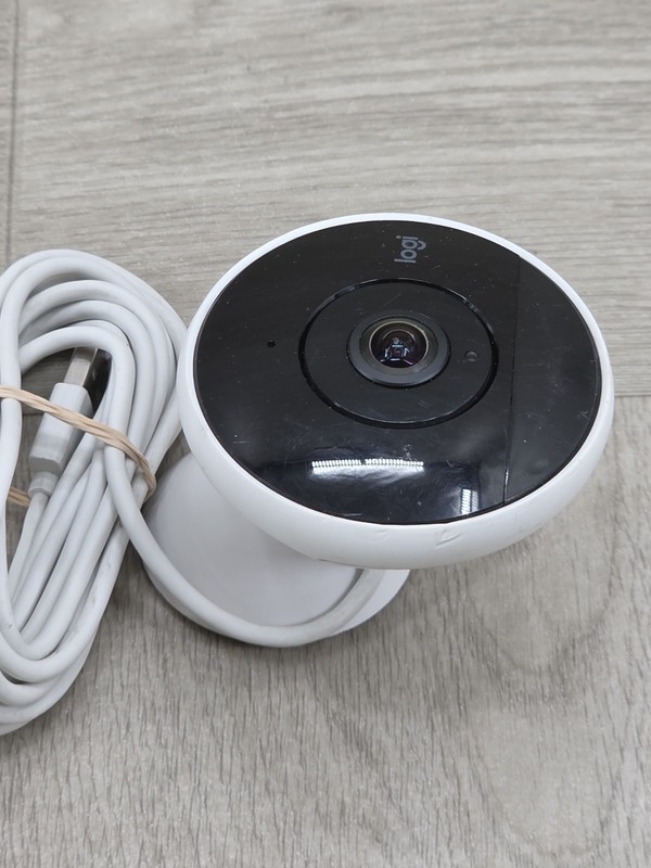 Logitech V-R0008 Security Camera White gallery