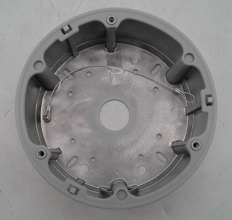 NEW OPEN-BOX INTERLOGIX TRUVISION TVD-5406 3MPx IP VF OUTDOOR DOME CAMERA gallery