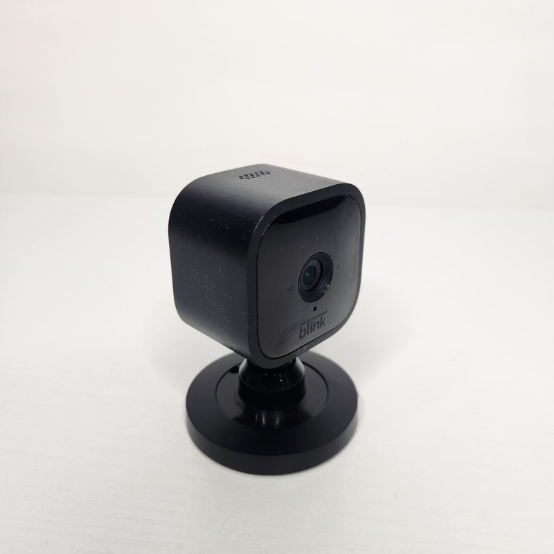 Blink BCM00300UB Mini Indoor 1080p Wi-Fi Security Camera - Black gallery
