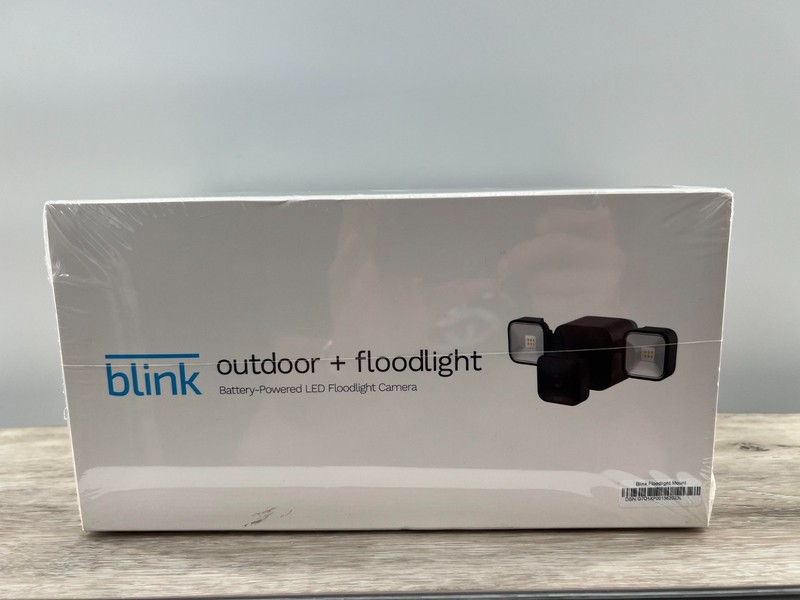 Blink Outdoor Floodlight LED Smart Security Camera Battery B094YXVVRF New Sealed gallery