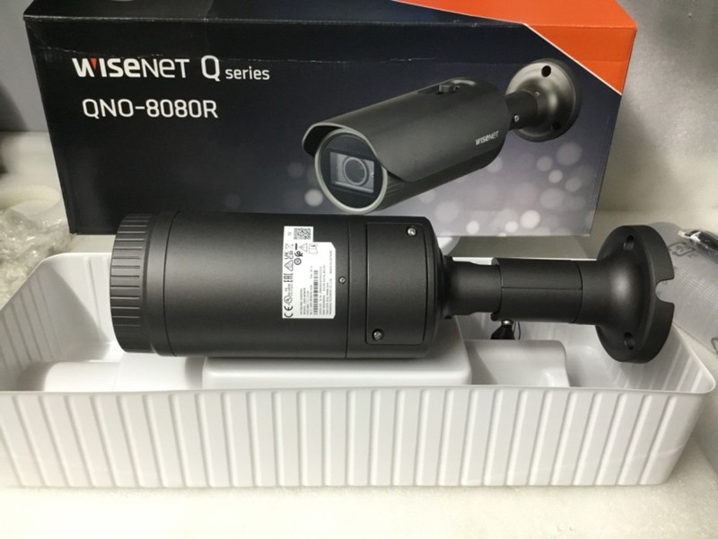 Wisenet QN0-8080R Network Bullet Camera W/ 5MP 3.2-10mm Motorized/Varifocal NEW! gallery