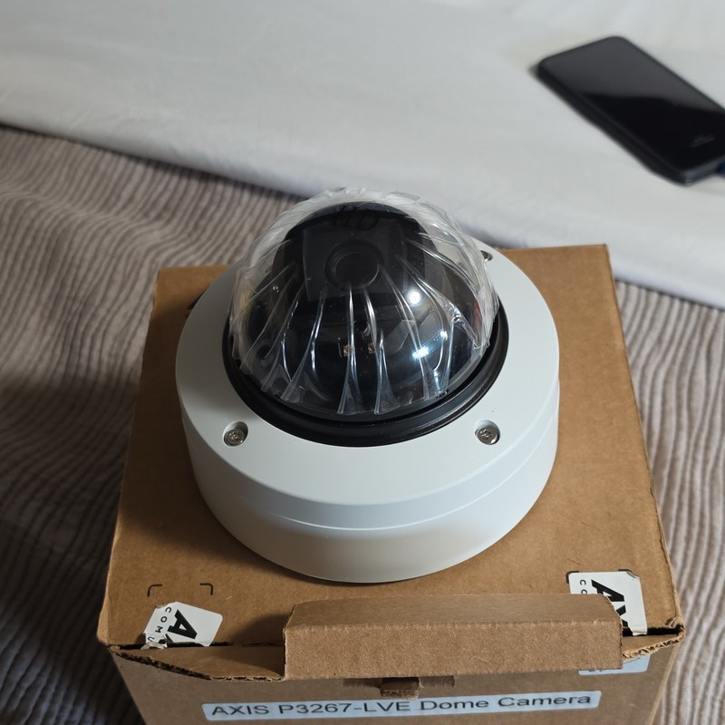 AXIS P3267-LVE 5MP Indoor Outdoor day night IP Network Dome Camera 02330-001 New gallery