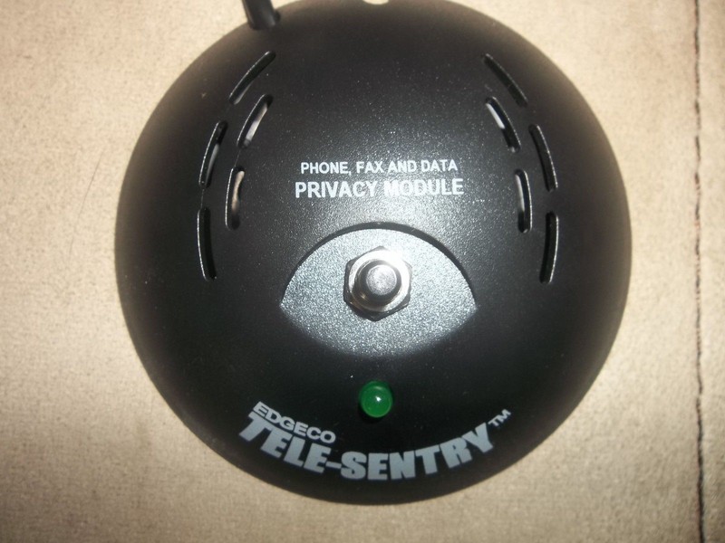 Telephone Tap Detector & Fax & Computer Security for Home or Business:TeleSentry