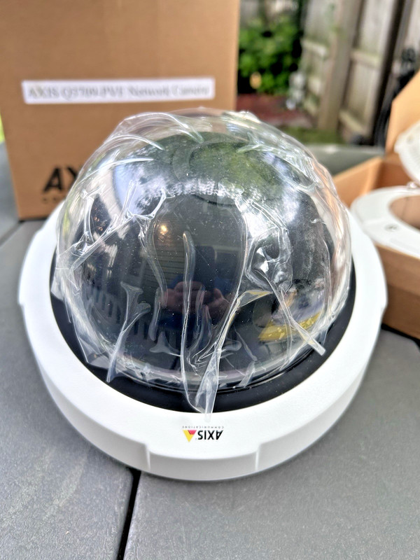 Axis Q3709-PVE Panoramic (180°) Outdoor Camera (Open Box) gallery