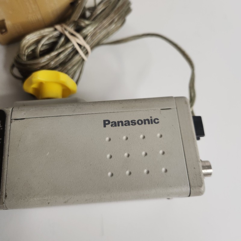 PANASONIC WV-CP614 COLOR CCTV CAMERA, 24V-AC, 60Hz, 5.3W gallery