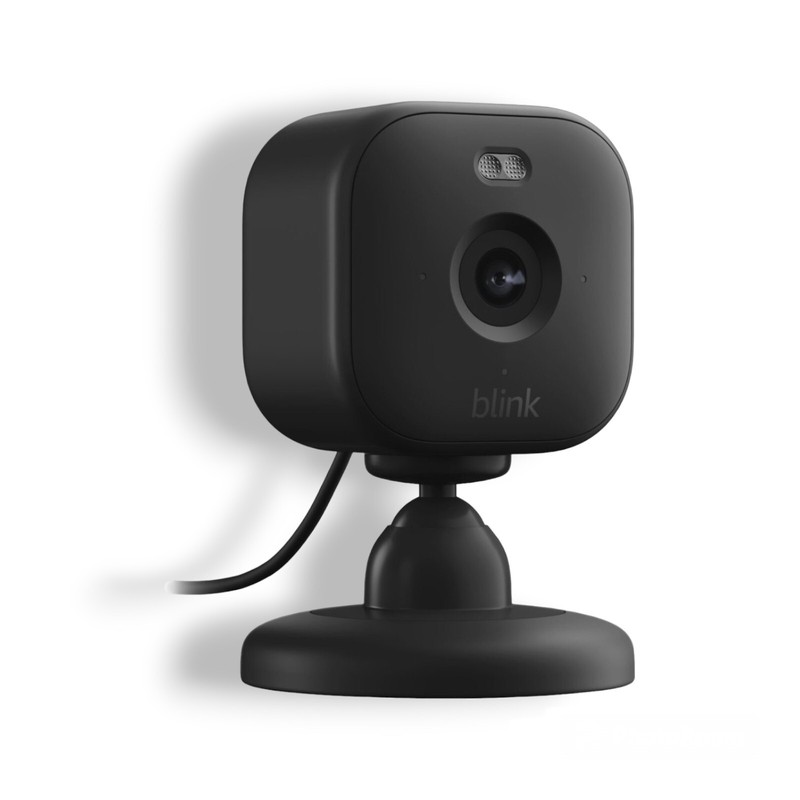 Blink Outdoor 4 Wireless Home Security Bundle with Floodlight and Doorbell gallery