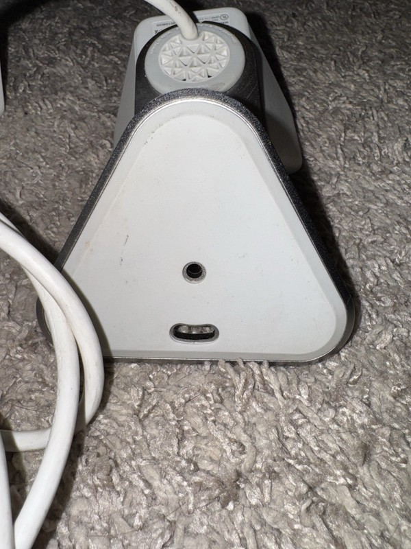 Comcast Xfinity XCAM Security Surveillance Camera with XW4 Power Adapter Untest gallery