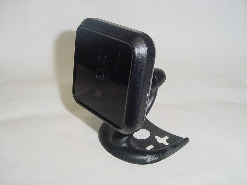 ADT WIRELESS NETWORK CAMERA RC8025B-ADT – NO POWER CORD INCLUDED
