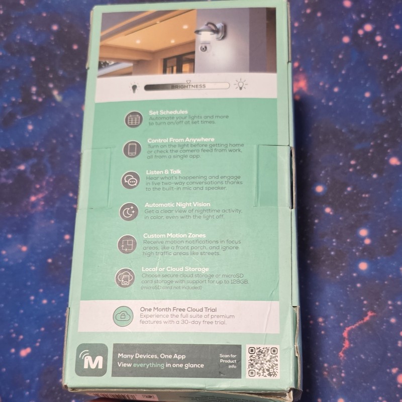 Merkury Smart 2K E26 Bulb Camera Pan/Tilt Indoor WiFi MI-CW107-199W gallery