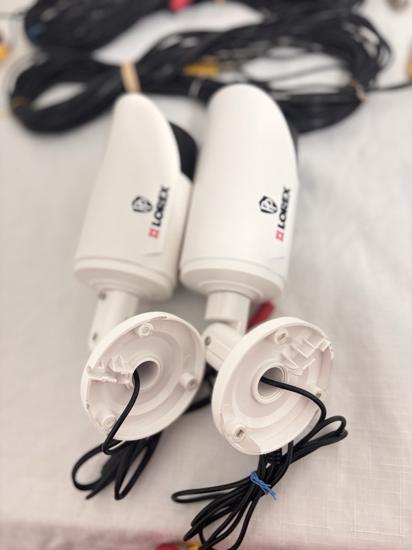2PCS Lorex 700TVL 960H Surveillance Camera Model MC7711 with Cable Used gallery