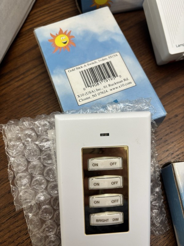 X10 Powerhouse 2.4GHz Supervised Security System Components: Modules/Detectors gallery