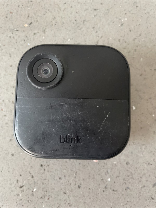 Blink Outdoor 4 4th Gen Battery-Powered Wireless Security Camera BCM00500U READ