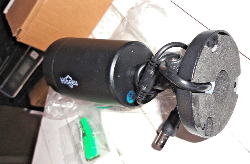 Hiseeu Bullet Security Camera - 5MP - IP 66 Water Proof - NIght Vision gallery