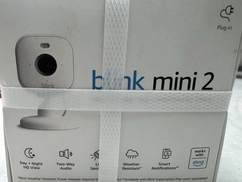 Blink New Mini 2 – Plug-in Smart Security Camera