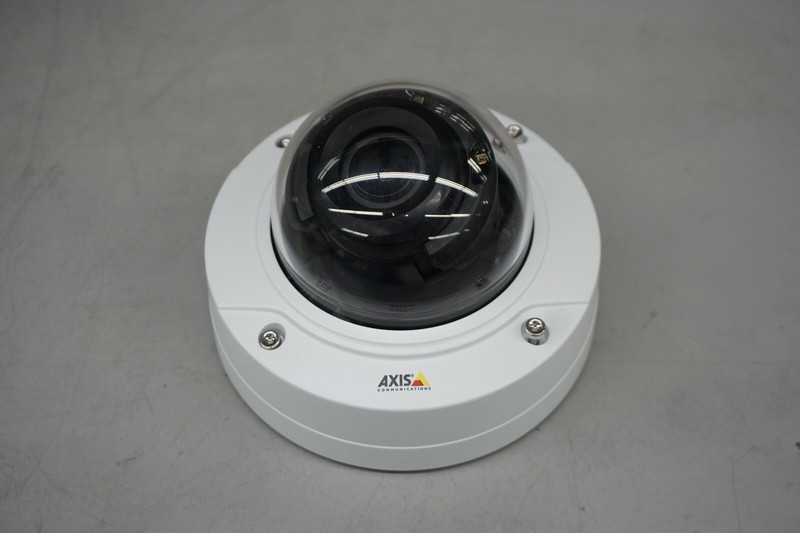 AXIS P3228-LV 8 Dome Camera Camera!!***