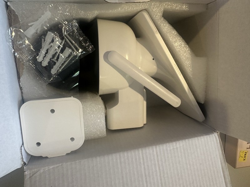 AOSU SolarCam D1 Classic PTZ 3MP Solar-Powered Wi-Fi Outdoor Camera White gallery