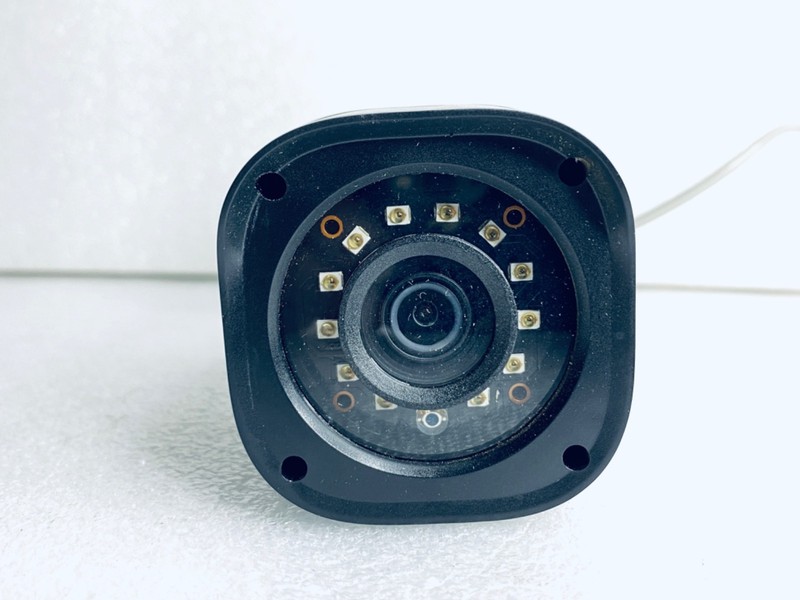 qSeeHD 1080p Analog HD Bullet Indoor/Outdoor BNC Security Camera, QRH880B gallery