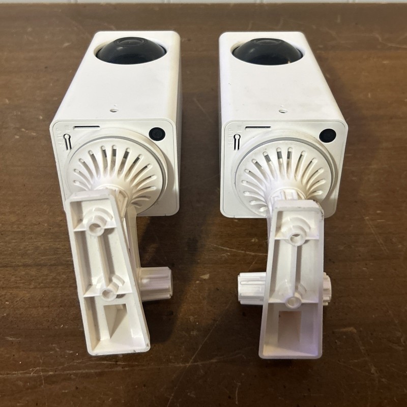 Wyze WYZECP1 Indoor Home Camera W/ Wall Mounts Lot Of 2 WYZECP1 READ FAST SHIP gallery