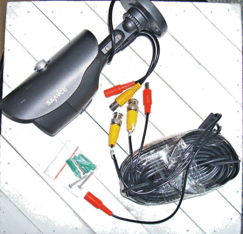 Sannce C81A Metal Security Camera + Night Vision + 60 ft. BNC Cable