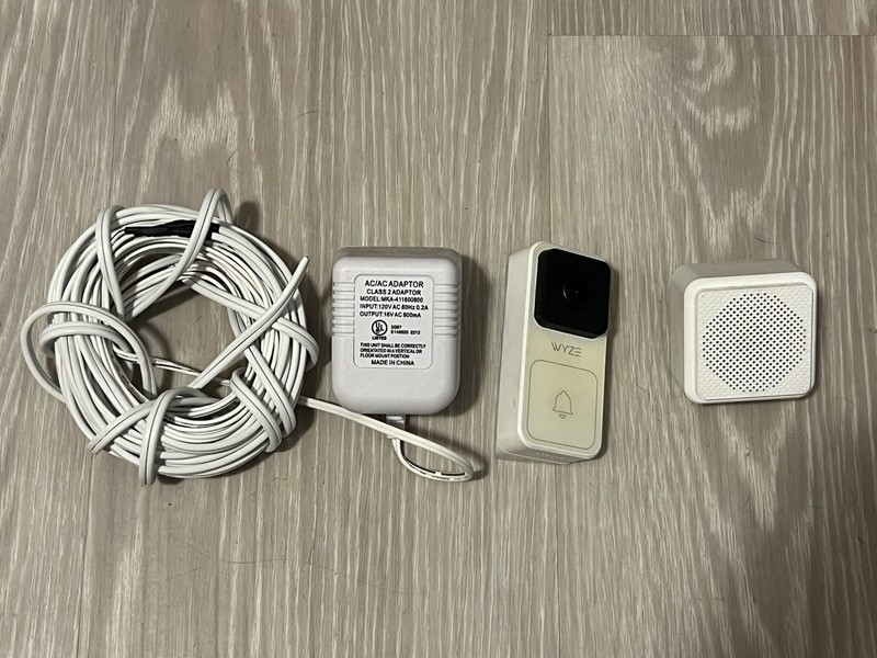 Wyze WVDB1WC1 Video Doorbell Camera White With AC Adapter And Extended Wire