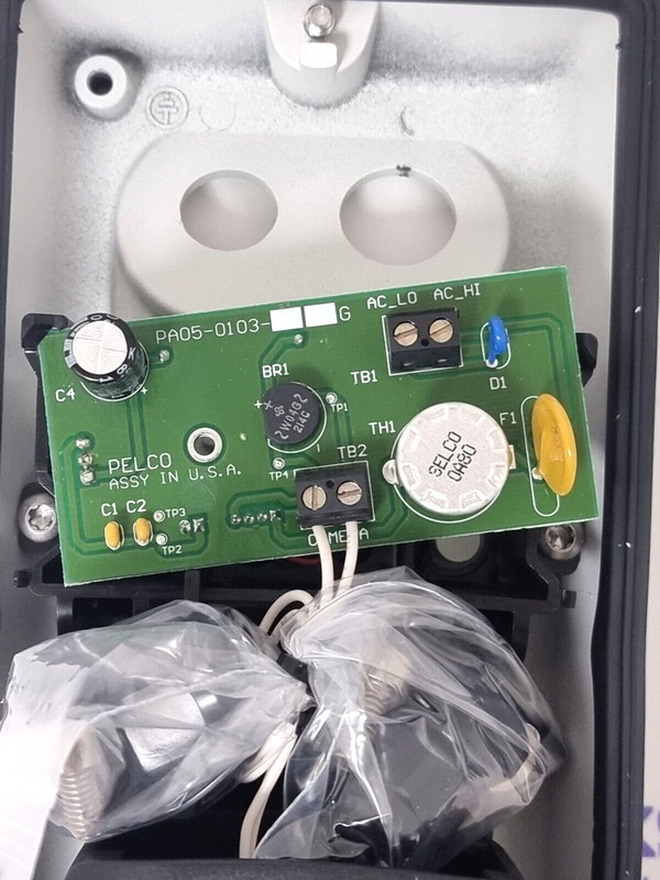 PELCO IXS0DN12-EAT Network Camera EH1512-2 gallery