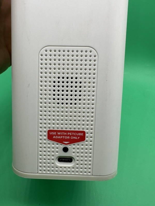 Petcube Bites 2 Lite Pet Cam HD Video 2-Way Audio&Treat Tosser Clean/Tested gallery
