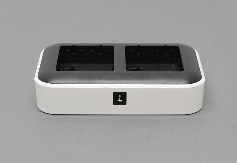 Arlo VMA5400C Dual Battery Charger for Arlo Ultra and Pro 3 Camera Batteries gallery