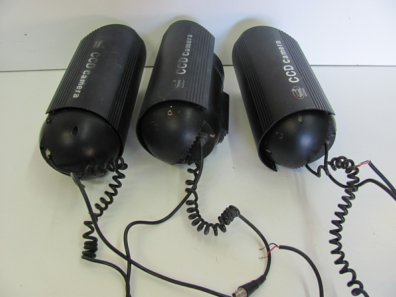 DAY AND NIGHT CAMERA, WATERPROOF WATER PROOF, CCD SECURITY SURVEILLENCE Lot of 3 gallery
