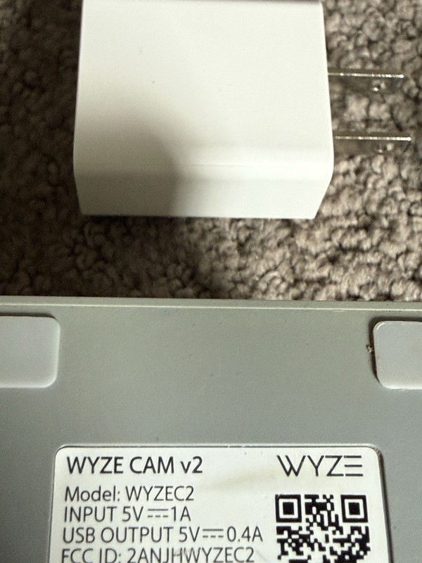Wyze Cam v2 Indoor Wireless HD Indoor Smart Camera Model WYZEC2 with power cord gallery