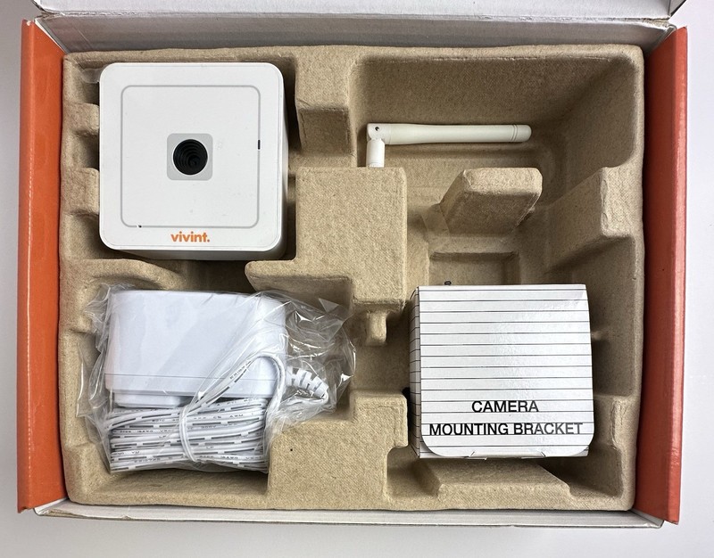 Vivint Wireless IP Video Camera, Model ( ADC-V520 ) Open Box, No Instruction gallery