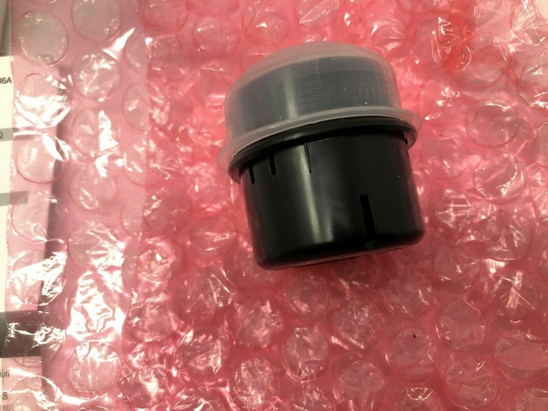 Hanwha SLA-2M2800Q Wisenet 2MP 2.8mm Fixed Lens for The PNM-9000VQ gallery