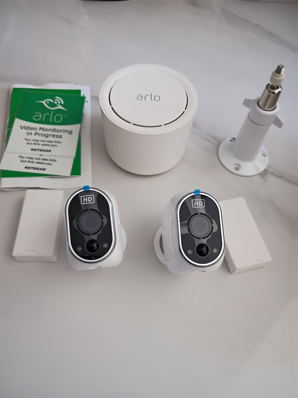 Arlo NETGEAR Wireless Security Cameras Lot Of 2 Model VMS3430 gallery