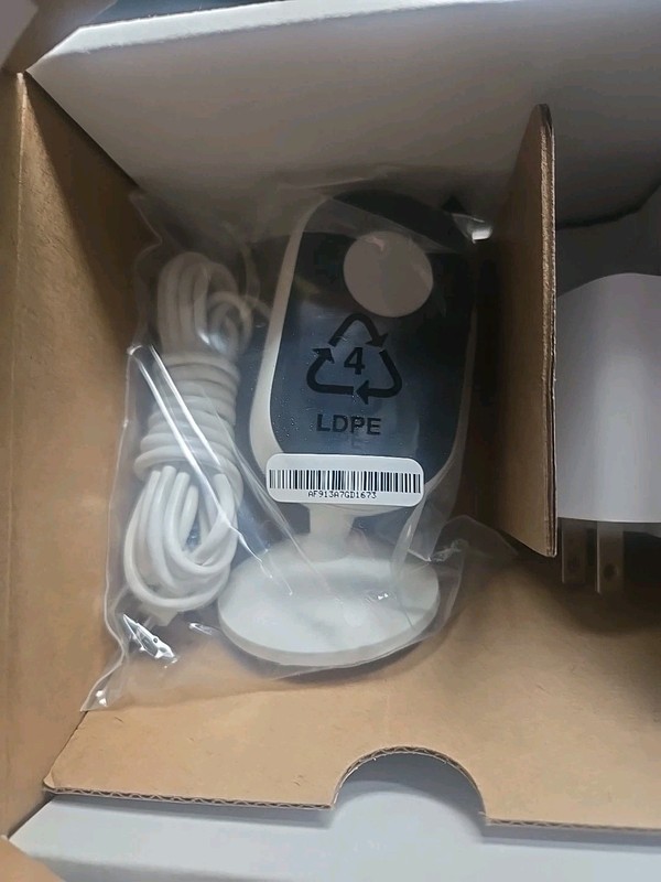 Essential Indoor 2nd Generation Wired Arlo Open Box gallery