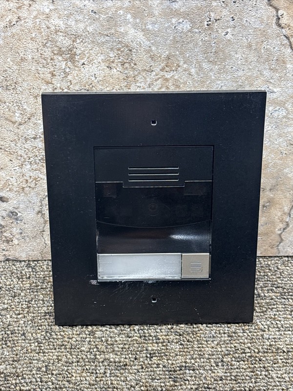 Savant 2N IP Verso Intercom Door Station Camera SOSA-301C With Mounting 87973