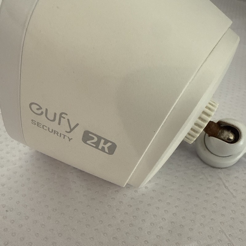 Eufy - L40 2K HD Wireless Outdoor Security Camera – Wi-Fi Home Surveillance gallery