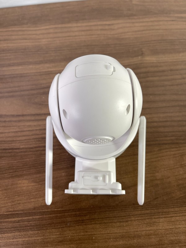 VKfoy VP02 White Battery-Powered Pan & Tilt Night Vision Smart Security Camera gallery