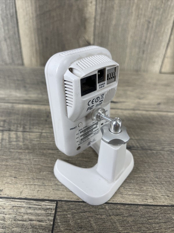 IRIS RC8221 White Wired/Wireless 802.11n H.264 HD Security Camera gallery