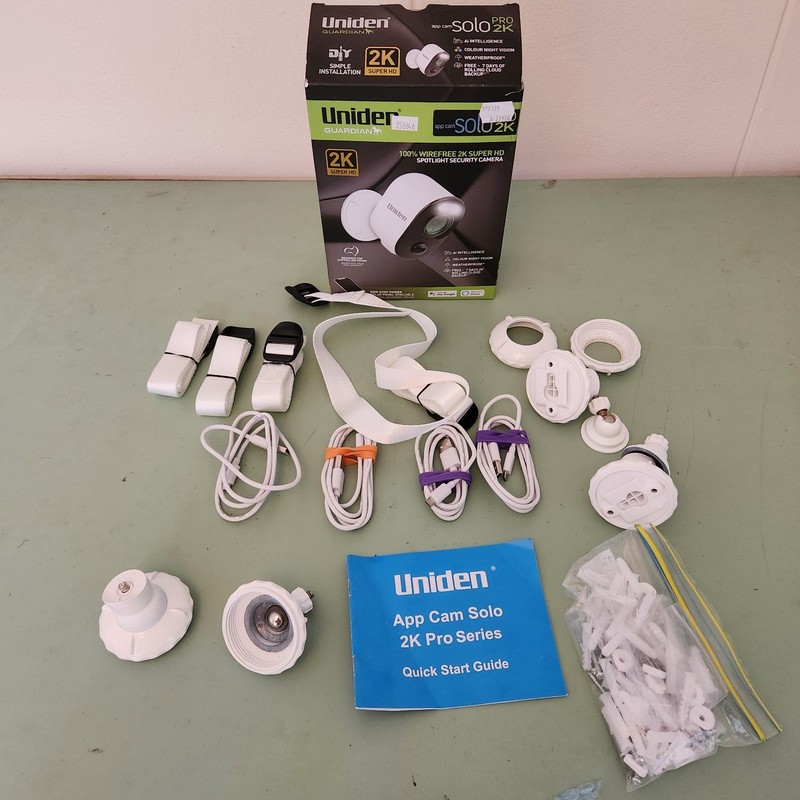 Uniden Guardian App Cam Mounting Brackets + cables + screws