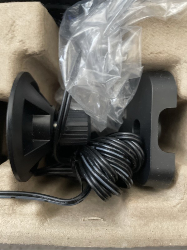 D-Link DCS-5009L Wi-Fi Wireless Pan/Tilt Security Camera w/ Night Vision New gallery