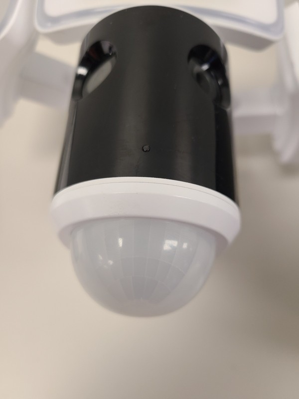 Feit Electric Smart Dual Lens Panoramic Floodlight Camera 5000 Lum SEC5000CAM2 gallery