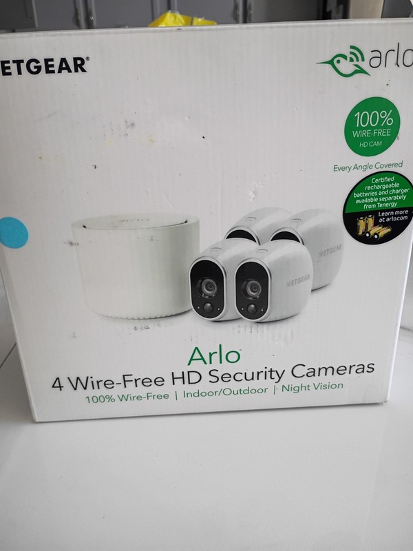 Arlo NETGEAR Wireless Security Cameras Lot Of 2 Model VMS3430 gallery