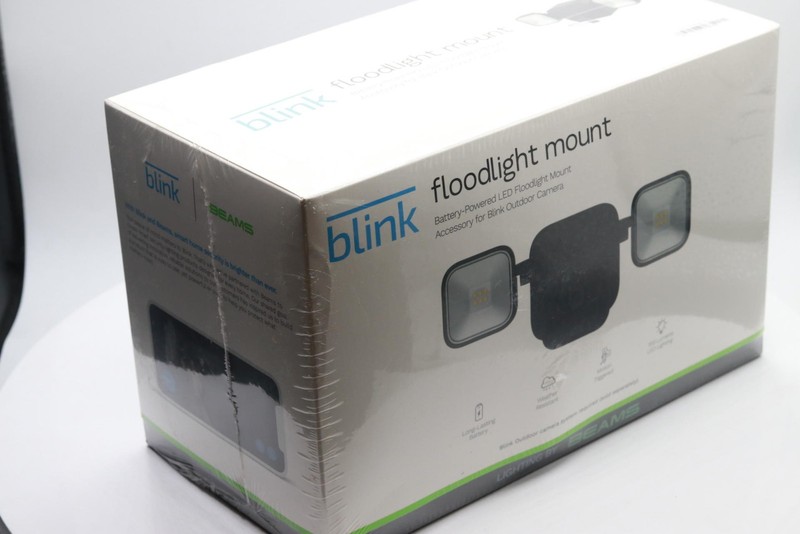 Blink Floodlight Mount Accessory for Blink Outdoor (for 3rd Gen Camera Only) gallery