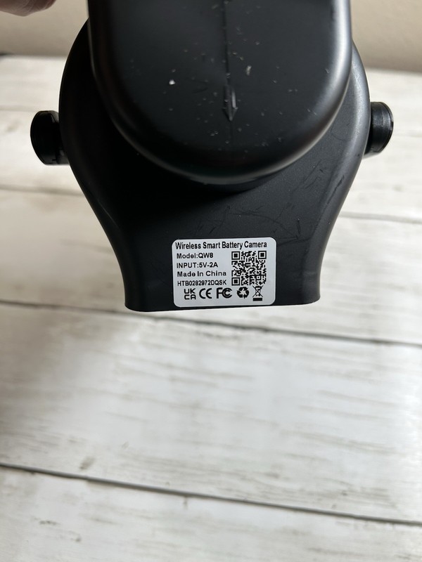 Smart Solar and Battery Security Surveillance PTZ Camera QW8 - Black - New Open gallery