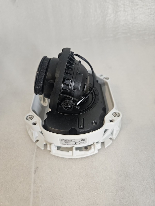 Axis P3225-LVE Mk II Indoor/Outdoor Network Security Camera System Builtin IR gallery