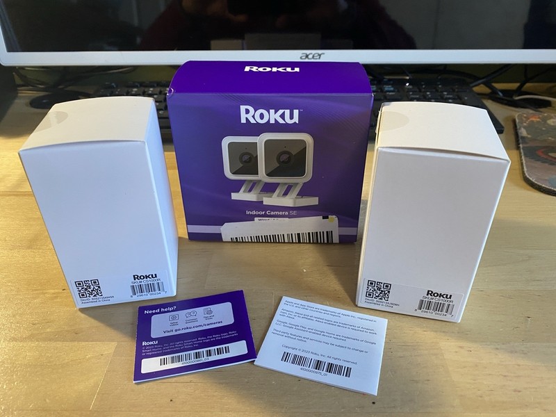 Roku Smart Home Indoor Camera SE (2-Pack) Wired Security Surveillance Open Box gallery
