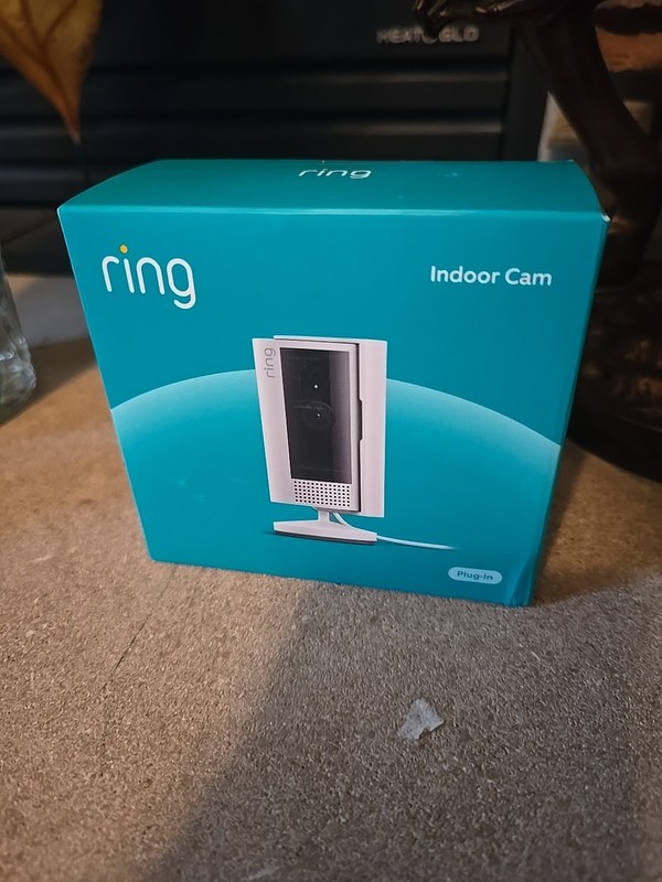 Ring Indoor Camera HD /Color Night/Motion Alerts/Audio/Alexa/Privacy