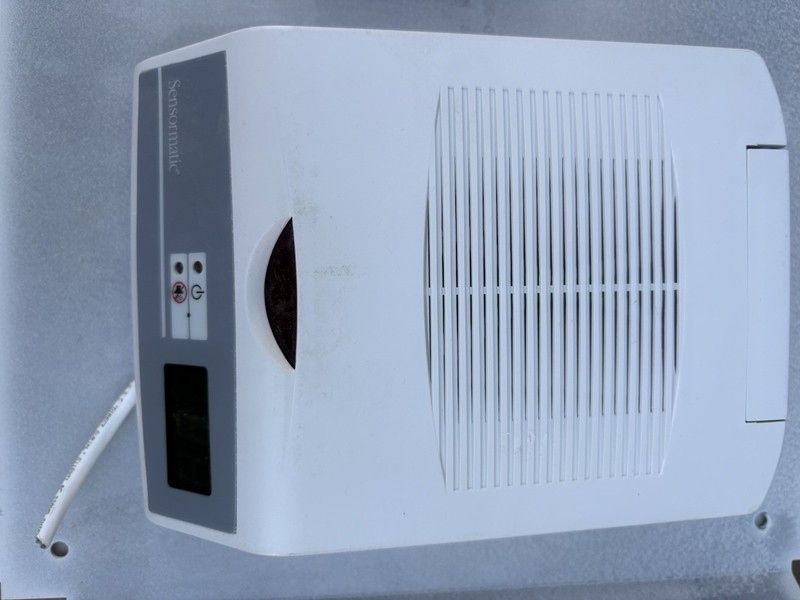 Sensormatic AMS-9040 Controller with ZP-1060-G Digital Remote Alarm gallery